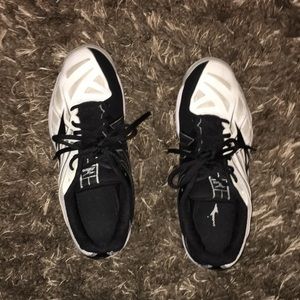Mizuno volleyball shoes
